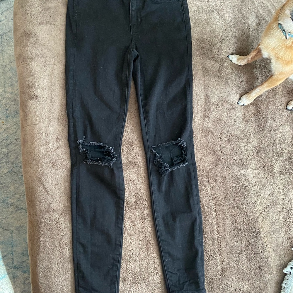 Woman's American Eagle Black Denim next level stretch skinny jeans